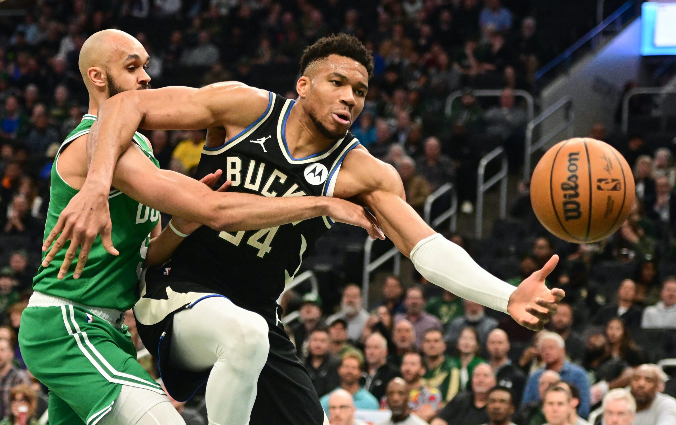 Giannis Antetokounmpo exits, but Bucks stun No. 1 Celtics