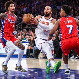 Knicks squander lead but hang on for Game 1 win over Sixers