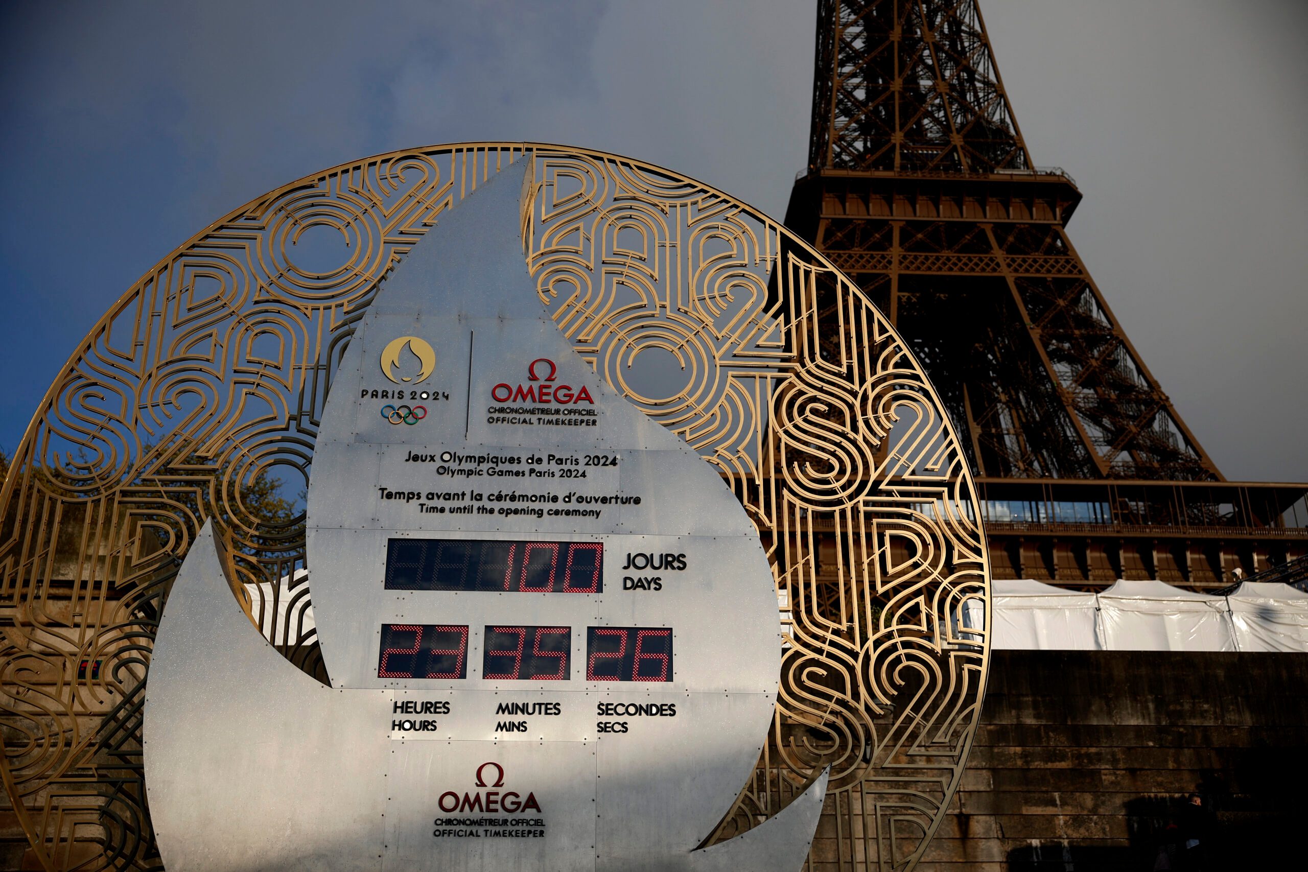 Eiffel Tower countdown turns to 100 days to Paris Olympics 2024