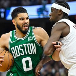 Jayson Tatum, Celtics hold off Donovan Mitchell-less Cavaliers for 3-1 playoffs edge