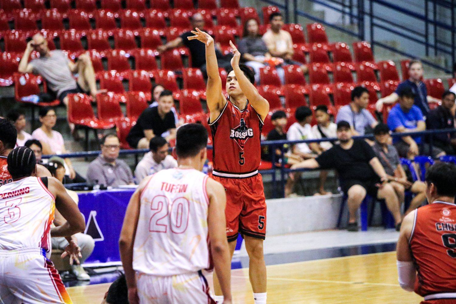 Tungcab-led Blackwater trumps Phoenix, snaps 7-game skid after promising 3-0 start