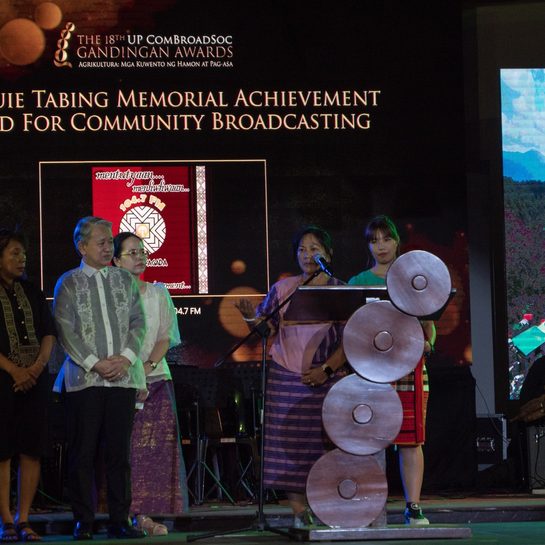 Mountain Province’s first IP radio gets achievement award from UP-Los Baños