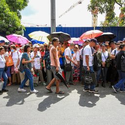 Hundreds flock to Bangko Sentral to claim ‘hidden wealth’ 
