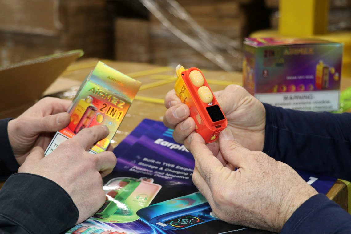 Senate hearing exposes loopholes in shopping apps selling vapes to minors