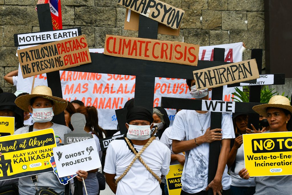 Holy Week themed environment protest
