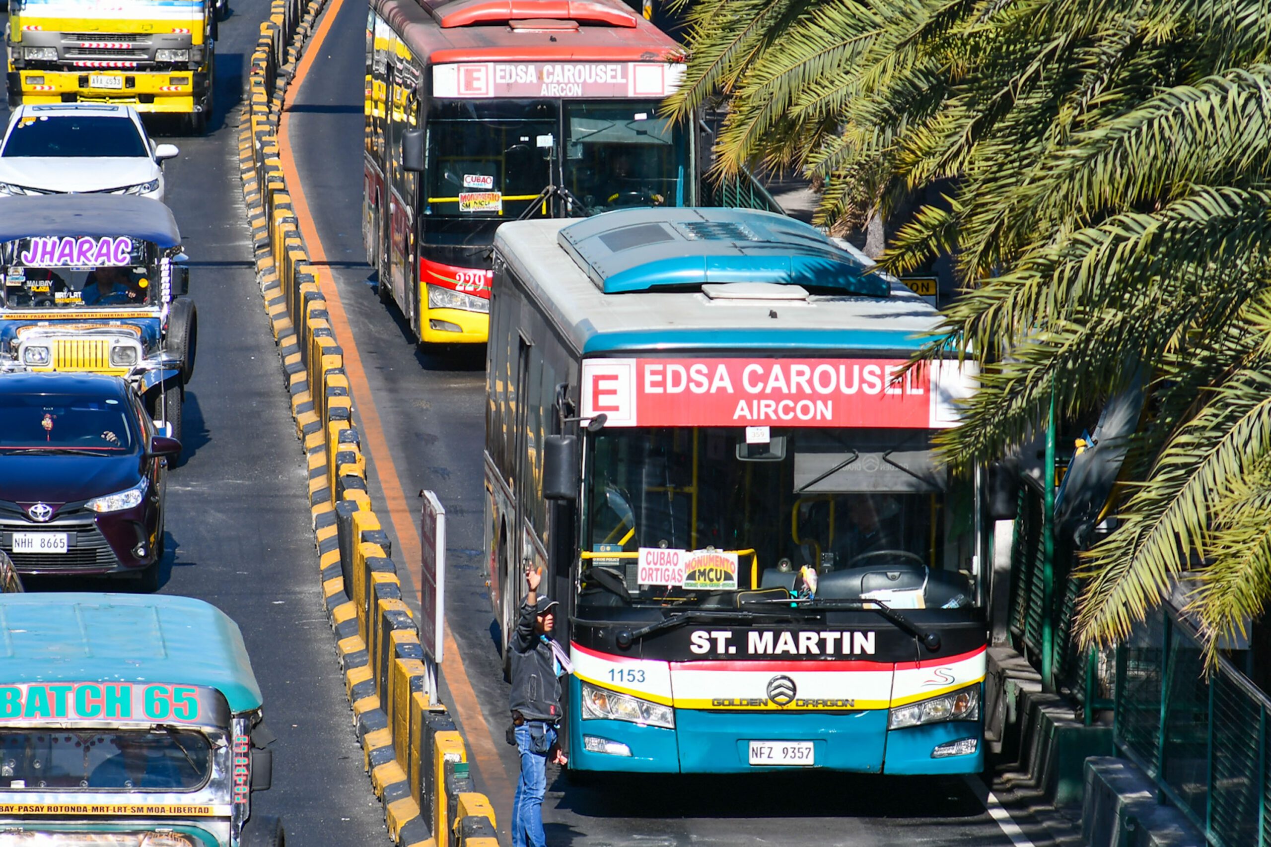 Transportation chief Lopez appeals to Senate to fund EDSA busway in 2027 - Rappler