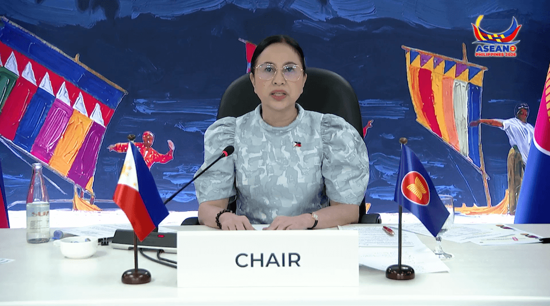 ASEAN economic ministers agree to strengthen FTAs, ratify petrol security deal