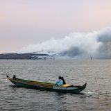 What are the environmental violations of Navotas landfill’s operator?