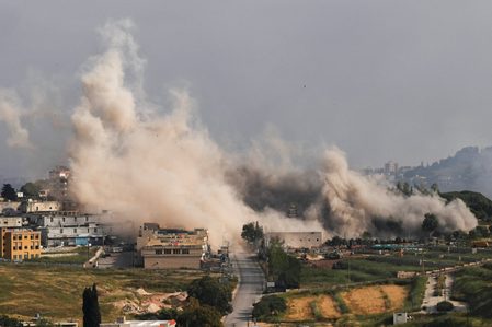 Israel, Lebanon agree to implement a ceasefire