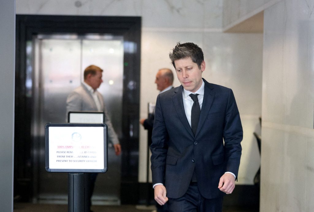 Trial in Elon Musk's lawsuit over OpenAI for-profit conversion at a federal courthouse in Oakland
