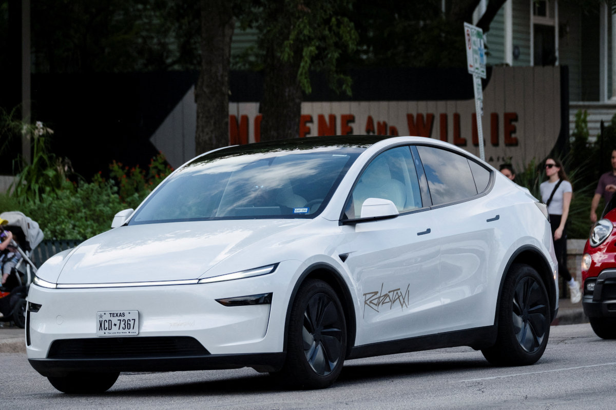 Why Tesla’s AI trainers don’t trust its self-driving tech – or its safety stats