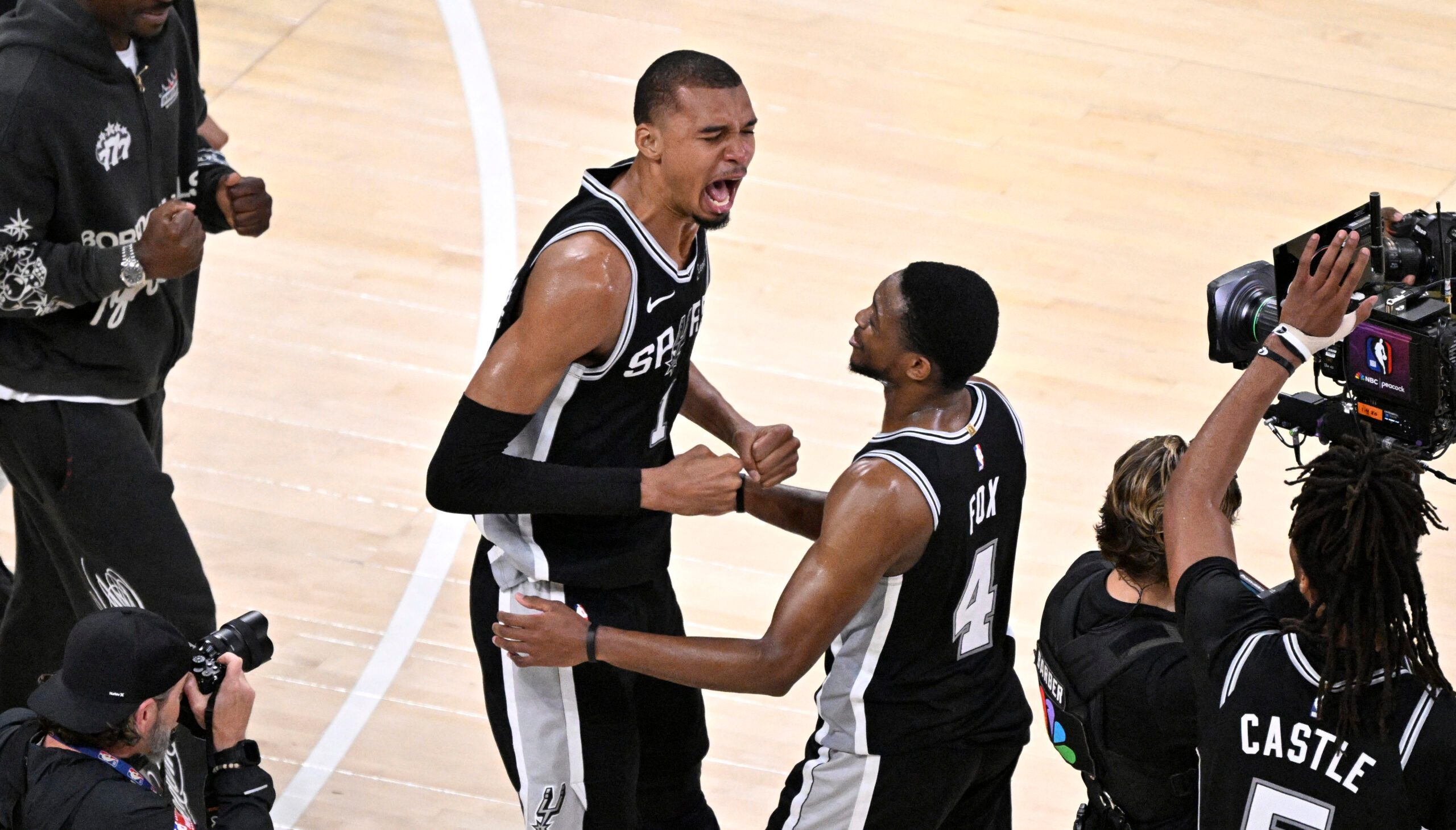 Spurs end Thunder’s title defense, reach first NBA Finals since 2014