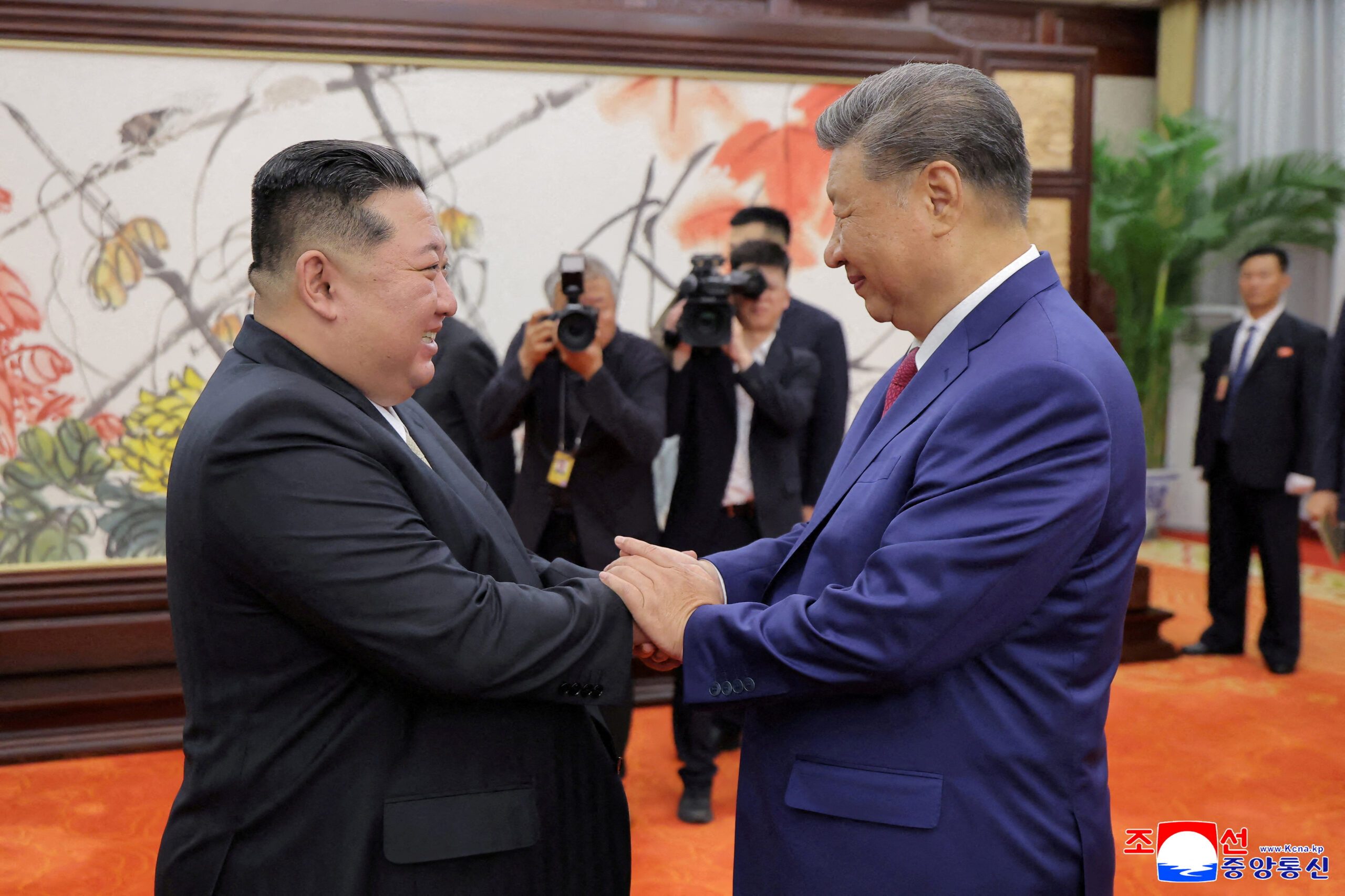 With China’s Xi in North Korea, Kim to project confidence, d