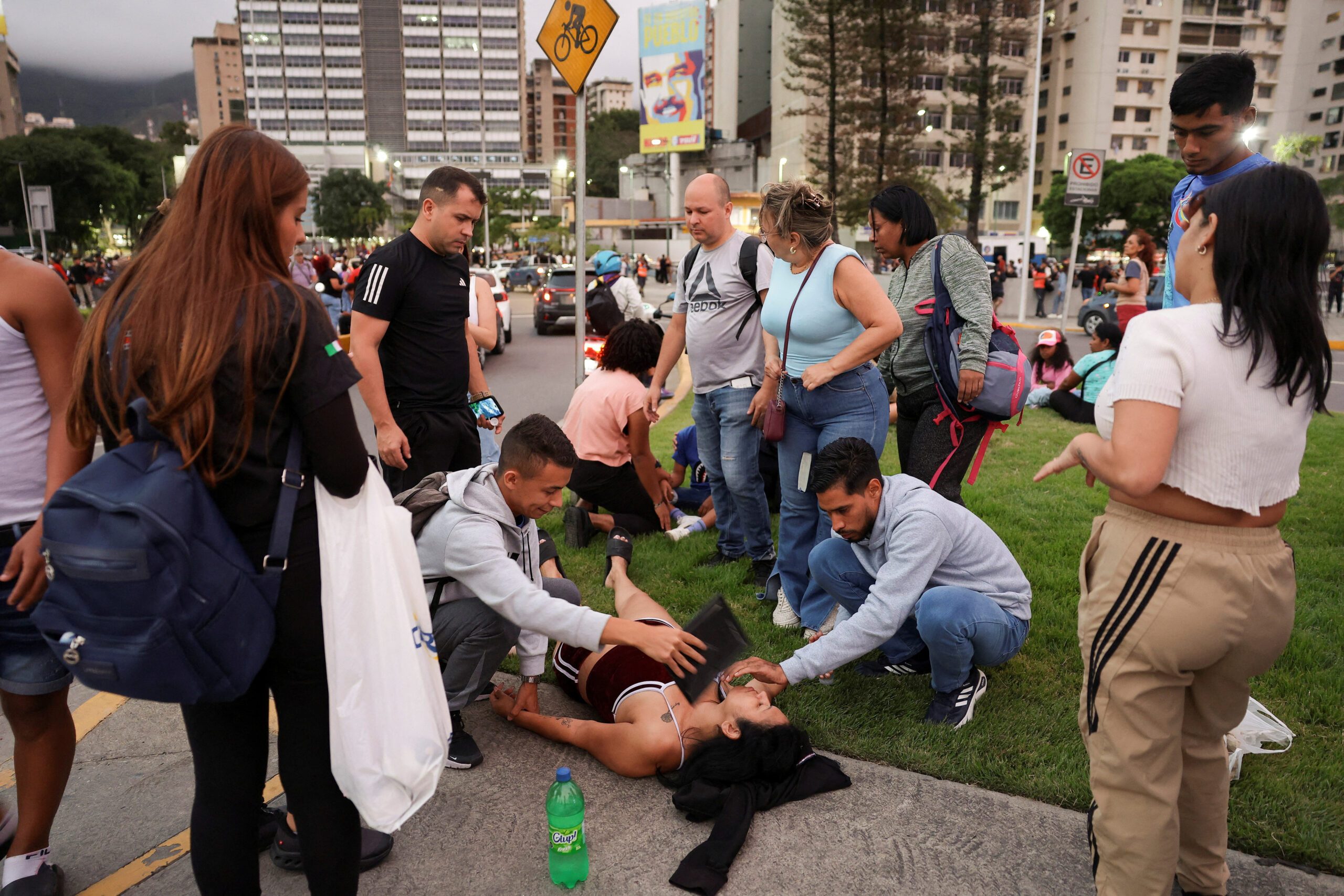 Powerful earthquakes strike Venezuela, Japan
