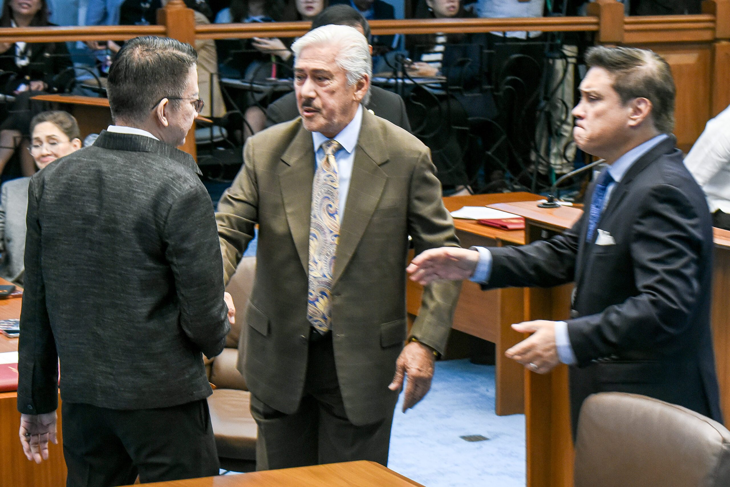 SC junks petition questioning session that ousted Cayetano as Senate president