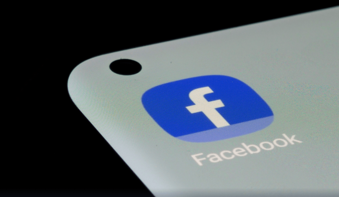 Thousands of users report Facebook, Messenger outage