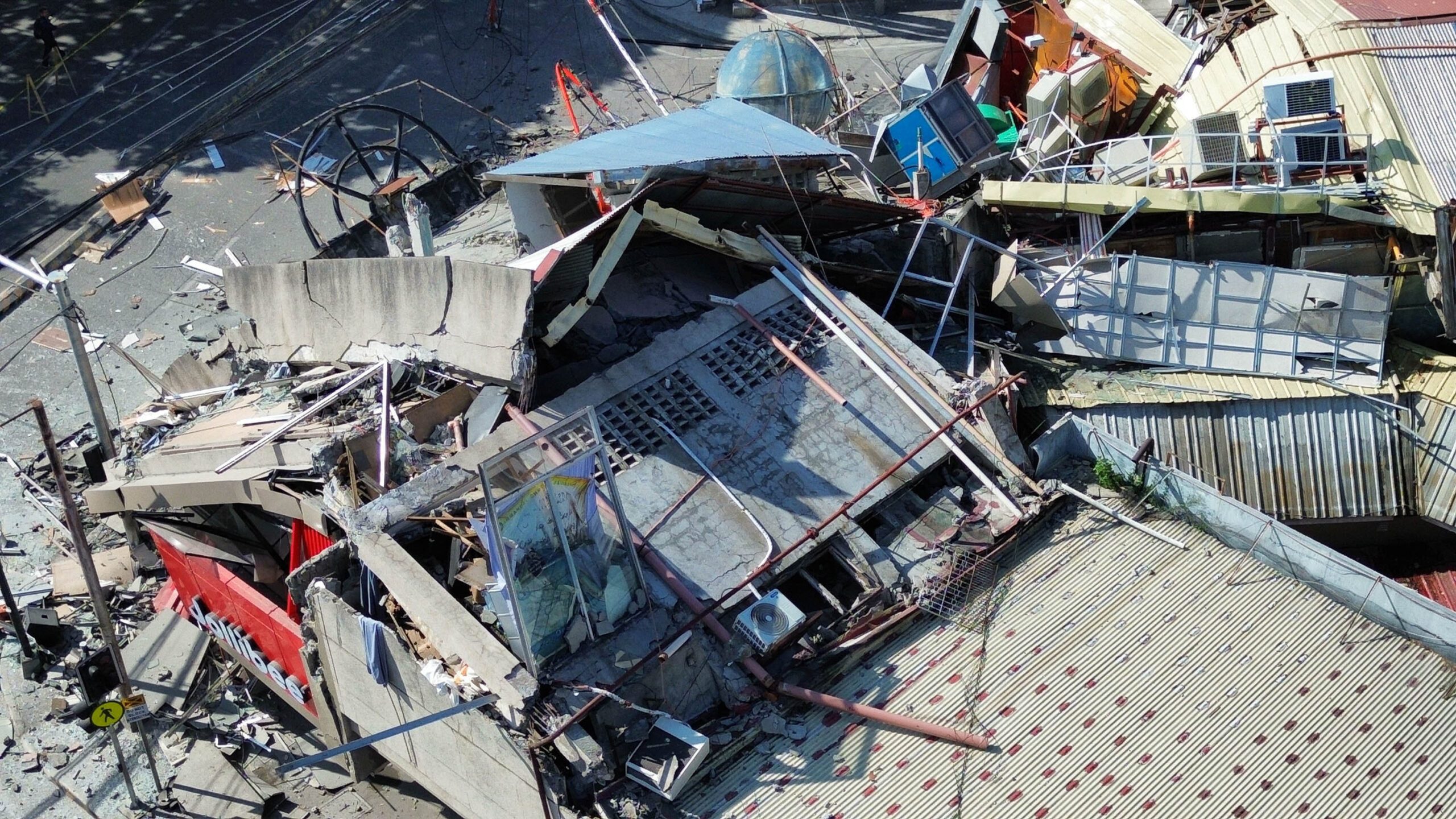 Magnitude 7.8 earthquake in General Santos City