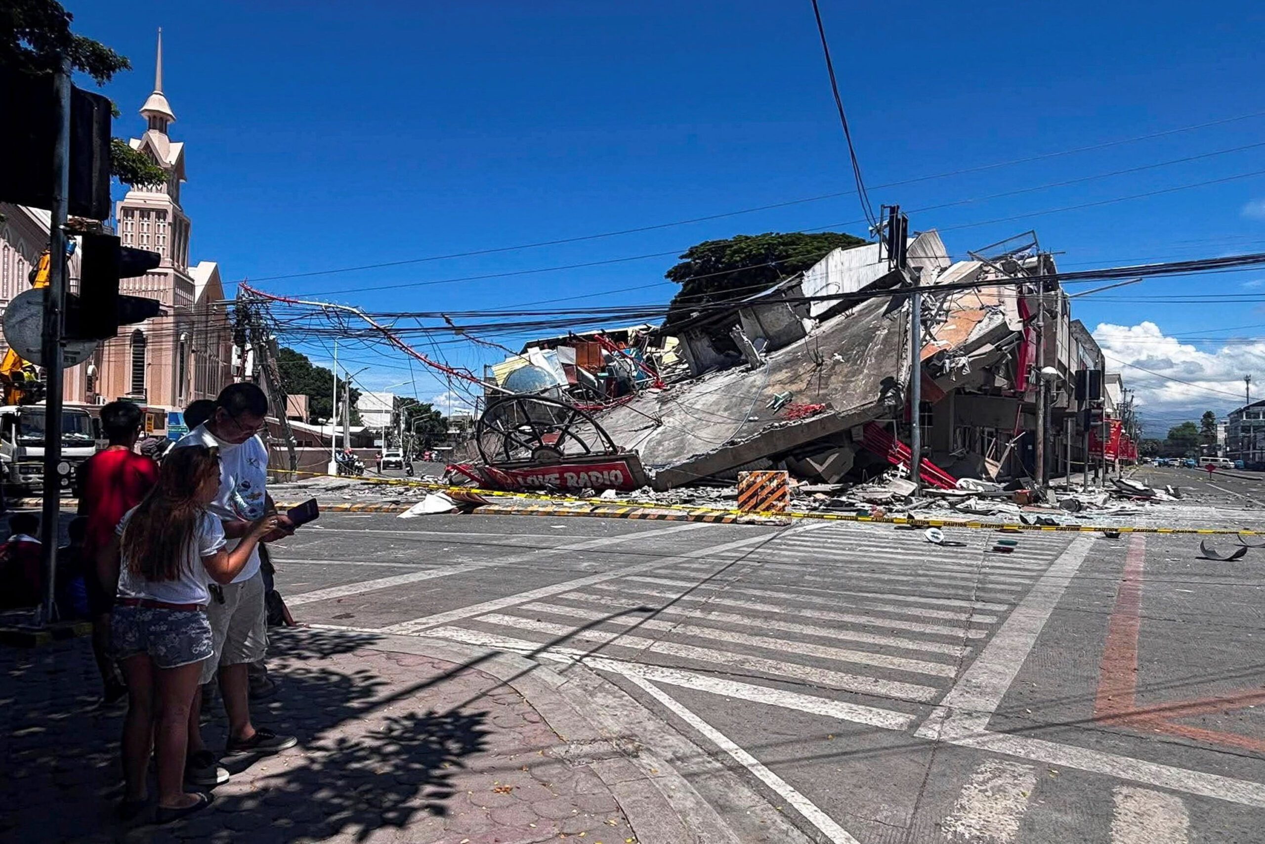 Mindanao earthquake death toll climbs to 37