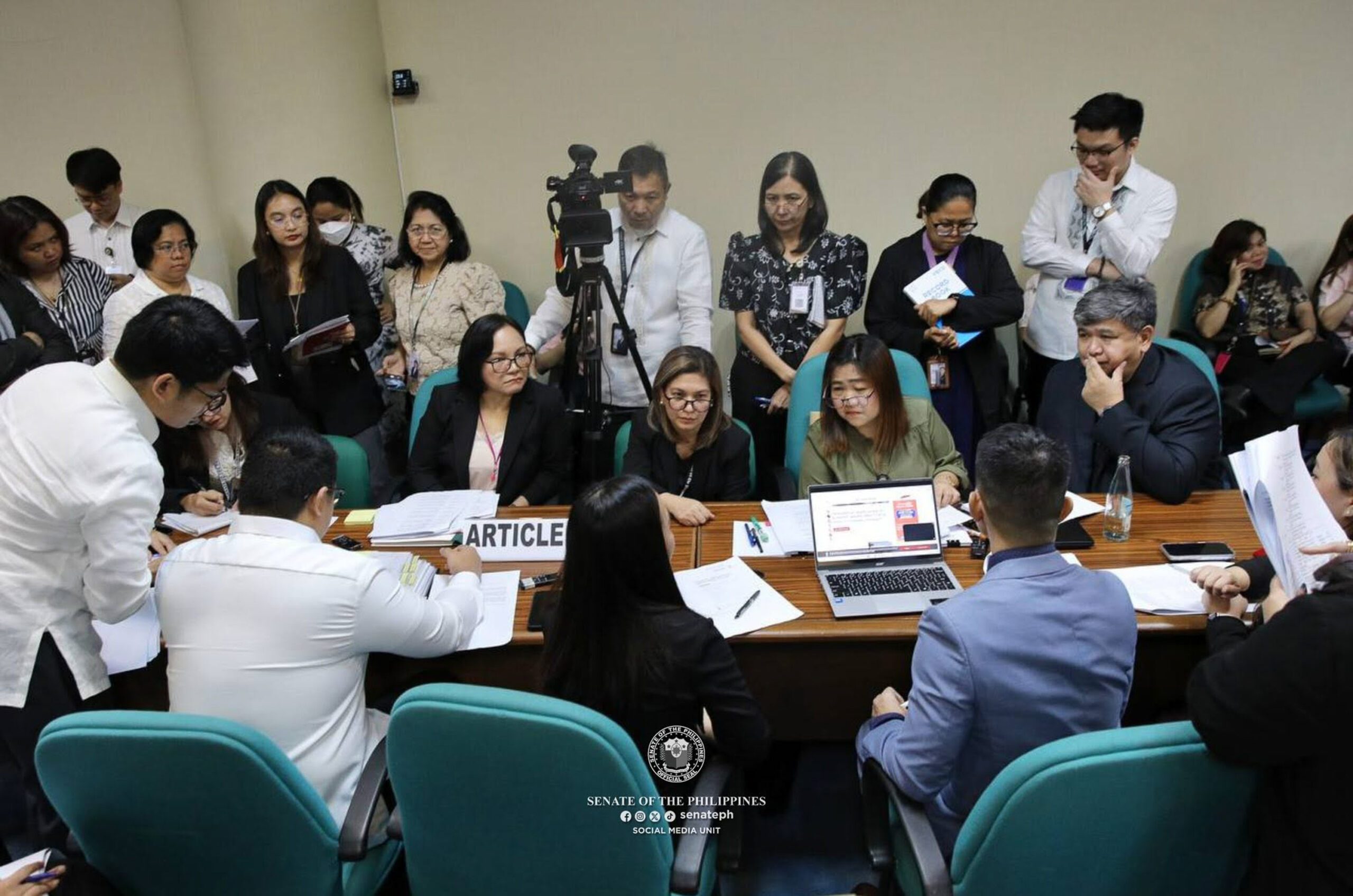 Sara Duterte impeachment pre-trial Day 2 swamped by voluminous documents