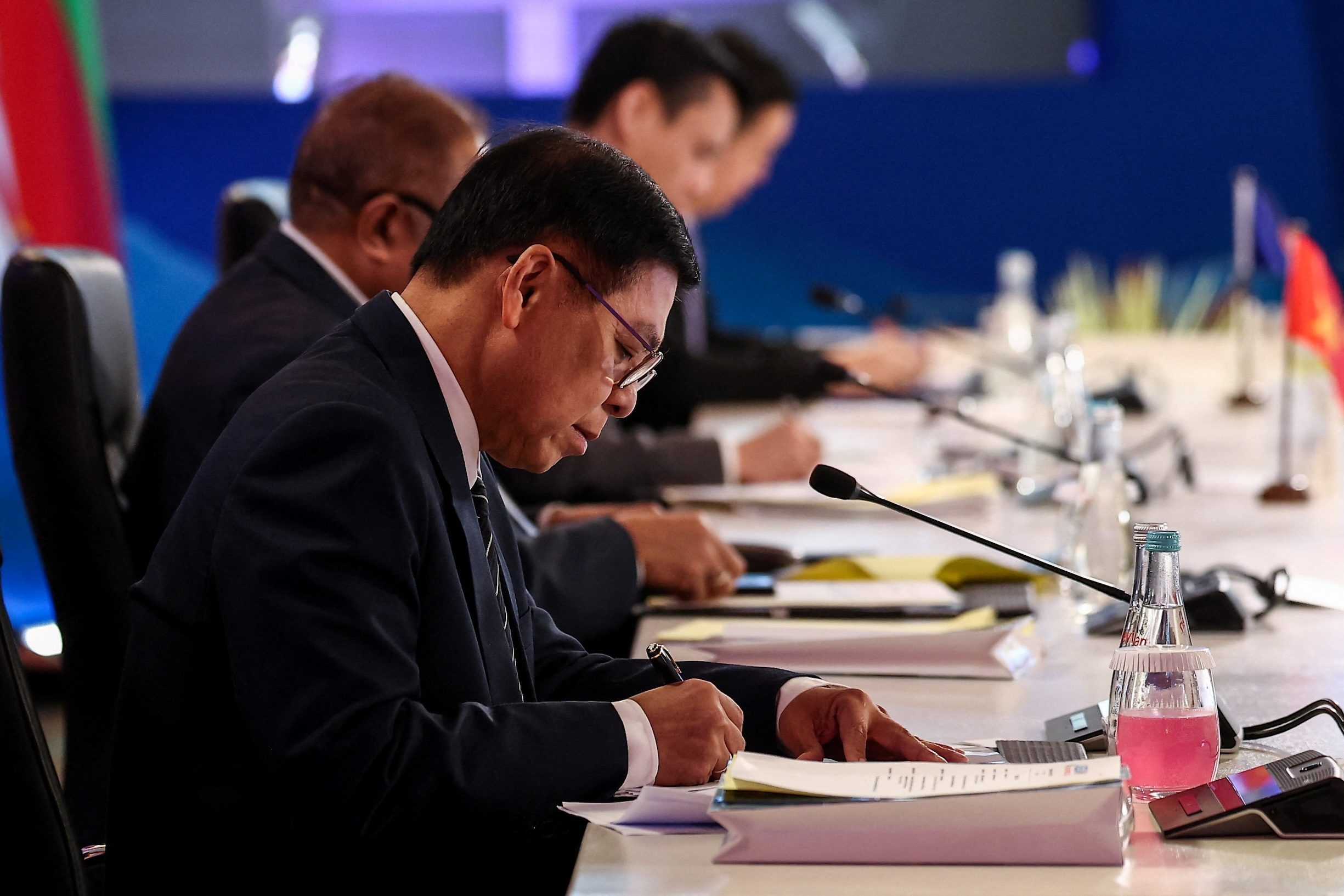 ไทยเตรียมเข้าร่วมอนุญาโตตุลาการทางทะเลของสหประชาชาติกับกัมพูชา พร้อมระงับการเจรจาทวิภาคีอื่น