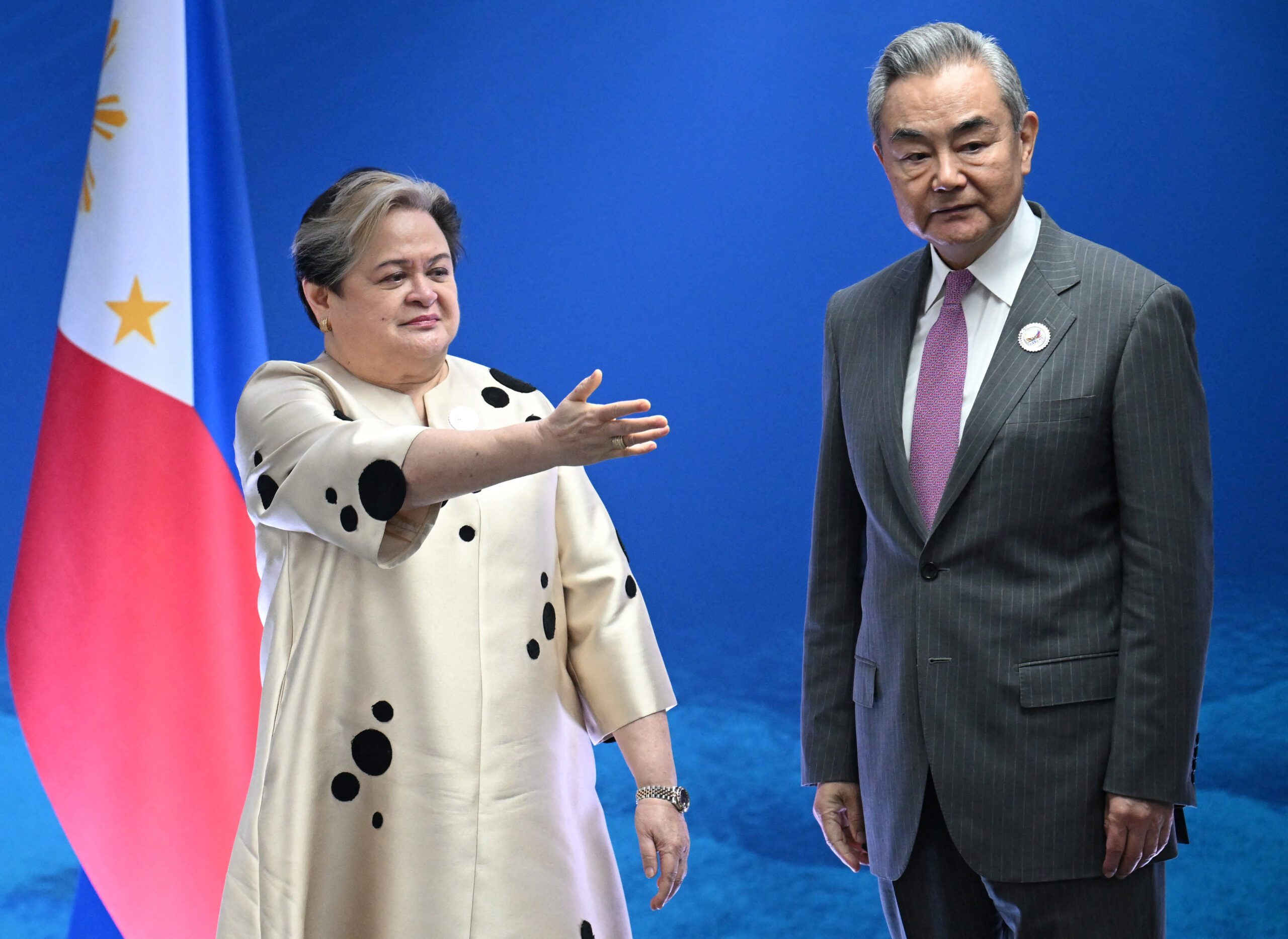 Philippine, Chinese foreign ministers meet in Manila as bilateral tensions rise