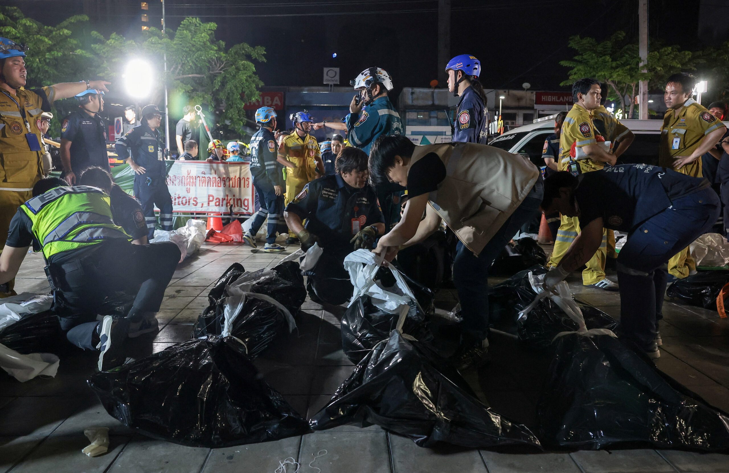 Bangkok pub fire kills 27, leaves 22 critically injured