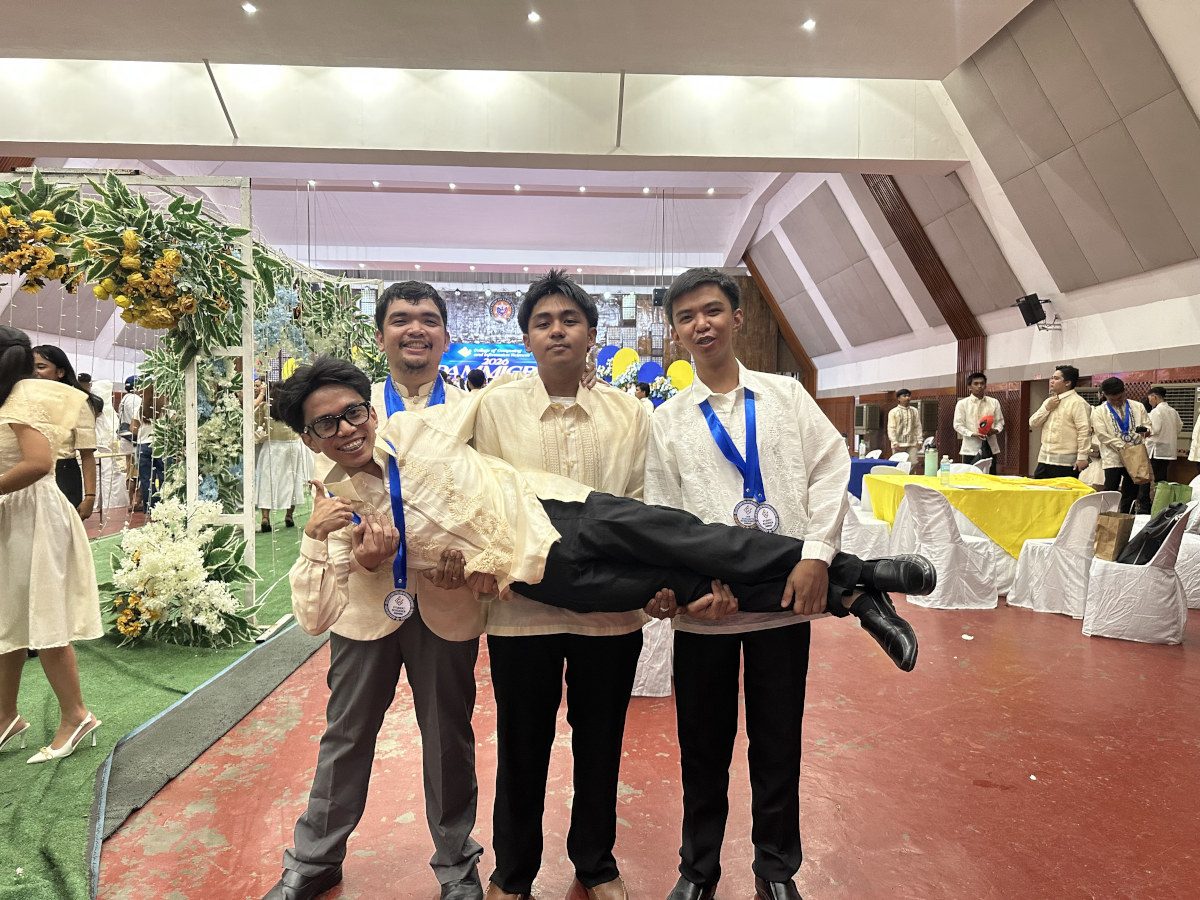 rappler.com - Jose Emmanuel Thayer - Ilocos Norte students turn 'Bangsak' into battle royale video game