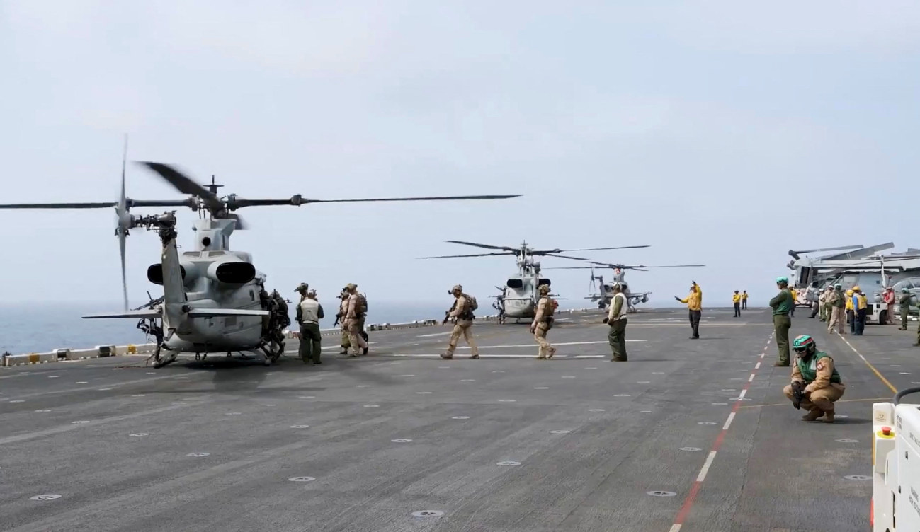 US Pauses Strike Campaign Against Iran as Conflict Spreads to Red Sea and Caspian