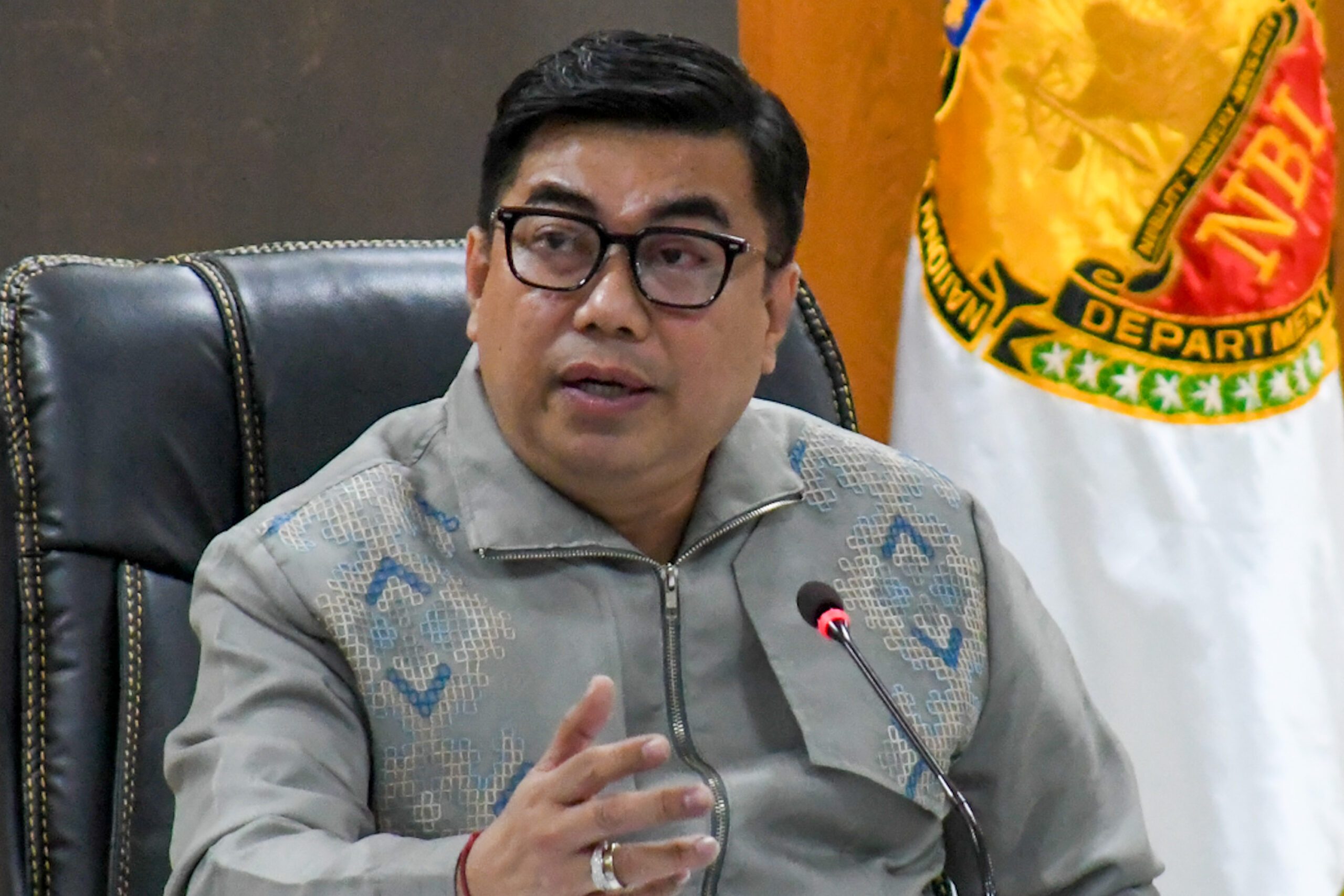 NBI probes Davao contractor linked to Dutertes; issues subpoena to DPWH - Rappler