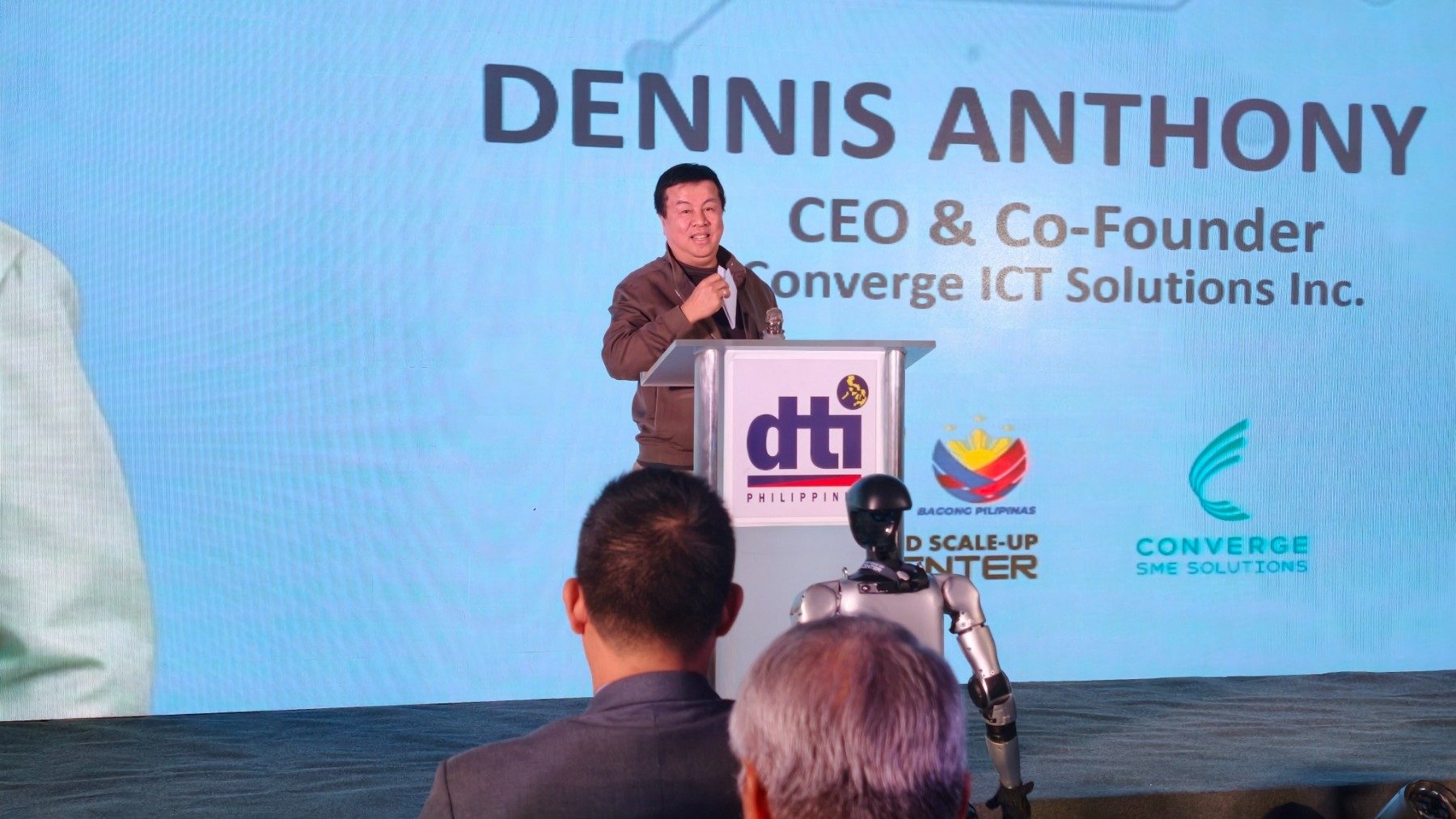 rappler.com - Gelo Gonzales - DTI, Converge launch AI, digital transformation programs for MSMEs