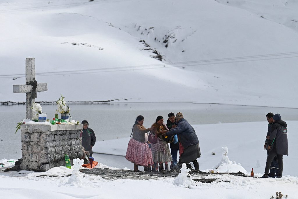 Low temperatures persist in several regions of Bolivia, in La Cumbre