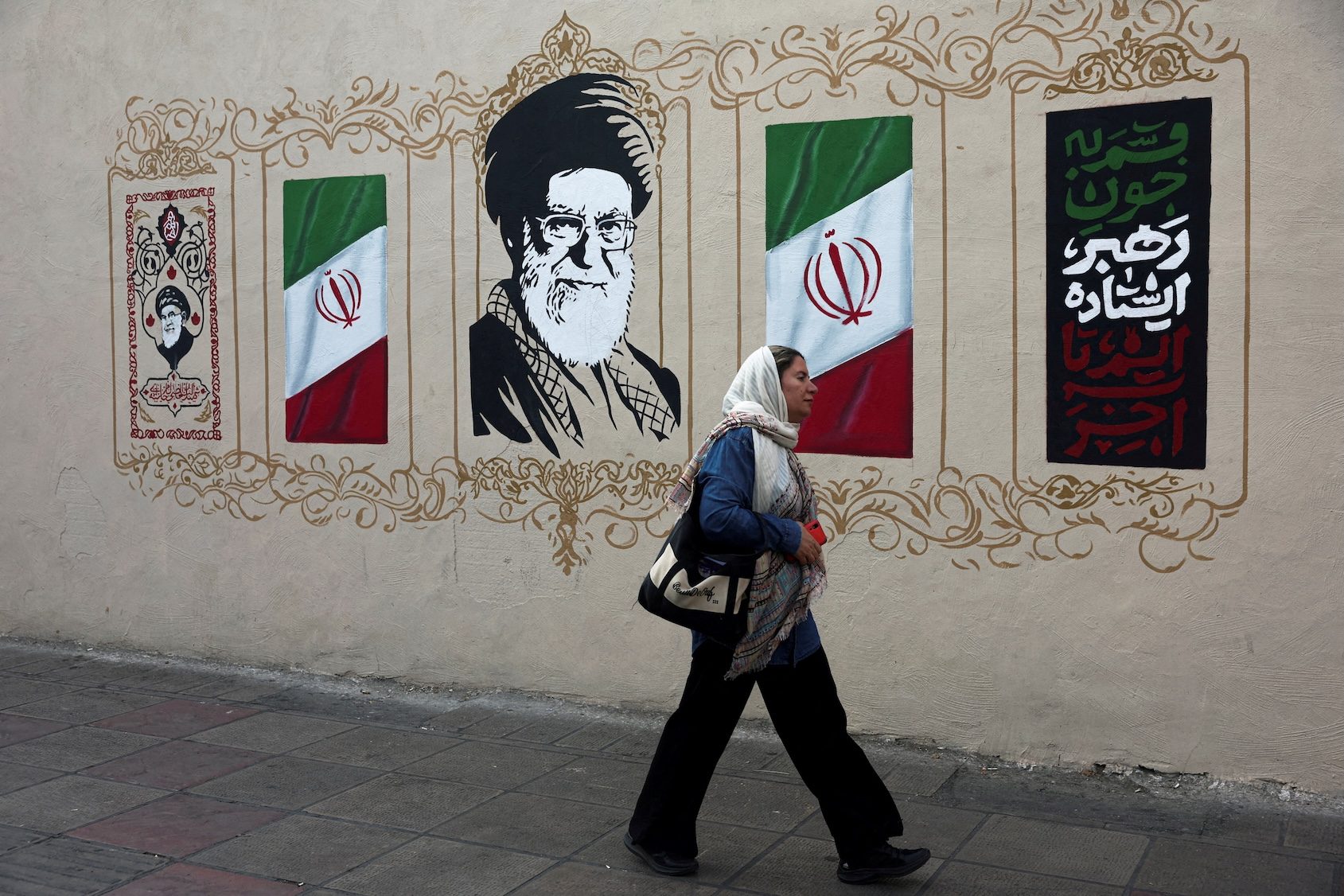 Iran vows ‘devastating’ response to US threat to cut off its economic lifelines