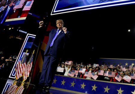 Trump offers $5,000 to every American if Republicans win midterm elections
