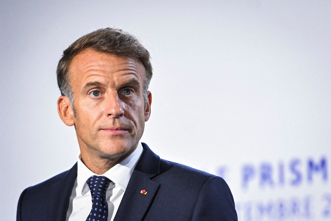 Macron urges EU ban on social media for under-15s in letter to Von der Leyen