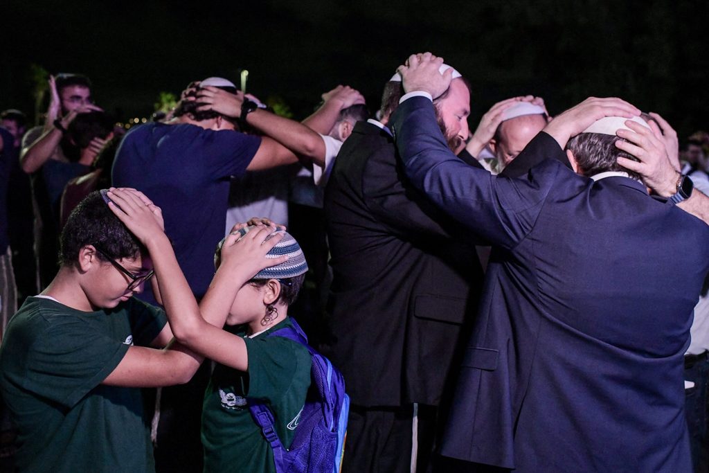 Jewish worshippers take part in Slichot prayers seeking forgiveness and Hatarat Nedarim (annulment of vows) ahead of Yom Kippur, the Jewish Day of Atonement and the holiest day in the Jewish calendar, in Tel Aviv
