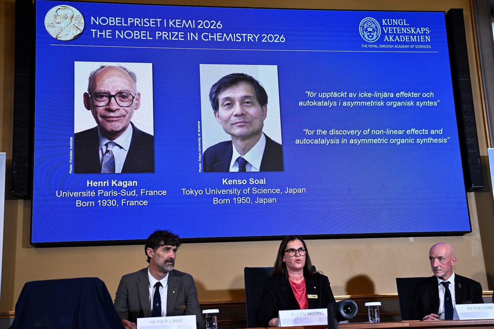 Nobel chemistry prize goes to pair who solved mystery of ‘mirror image’ molecules