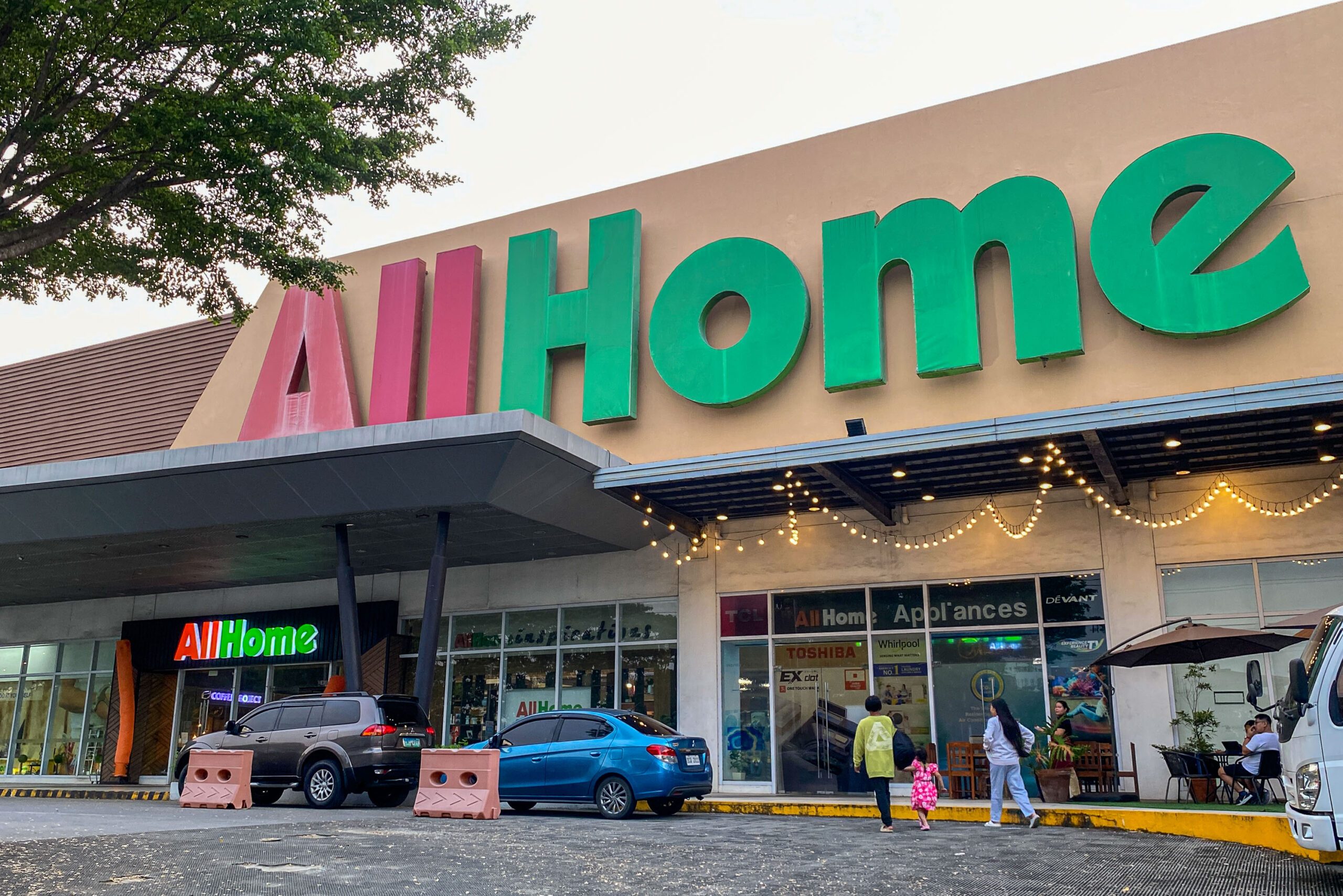 AllHome store in Vista Mall Santa Rosa
