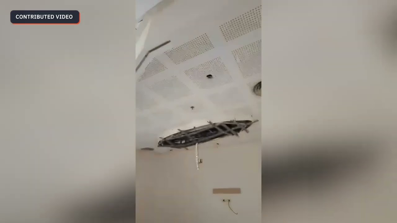 ‘No toilet, tiles?’ Estrada office stripped bare ahead of Sotto turnover