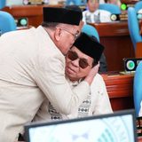 ‘You have my word, sir’: Macacua’s hat tip to Murad