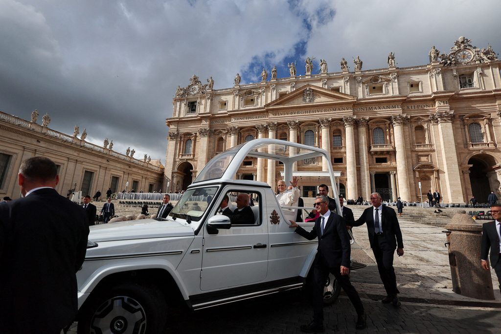Pope Leo holds his first weekly general audience since cancer surgery