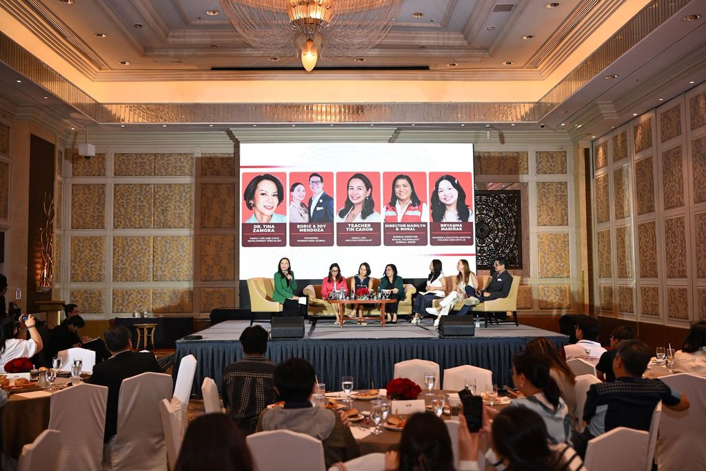 Safe Online Spaces forum, PLDT, Smart