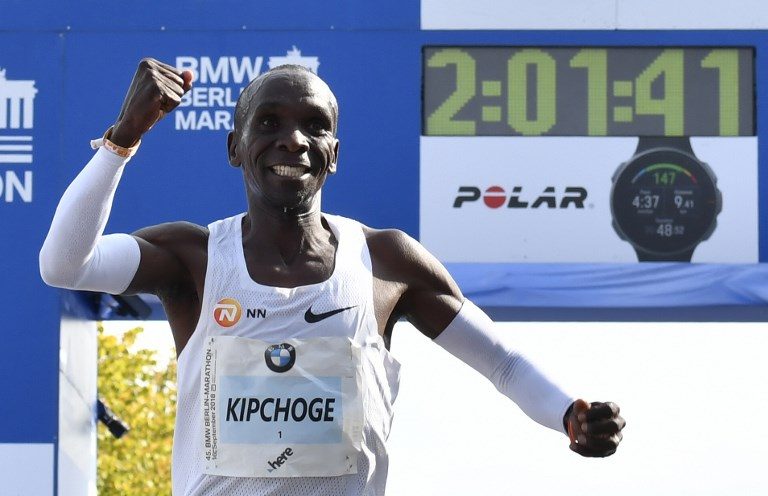 Kenyan Eliud Kipchoge sets new marathon world record