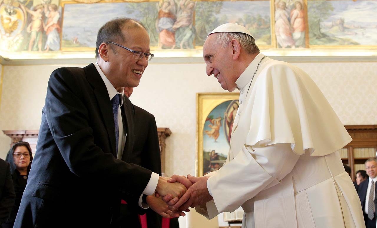 Aquino: Pope Francis asks Filipinos to pray for him
