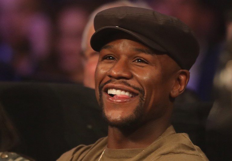 Pacquiao inviting Mayweather to watch fight stirs talk of rematch
