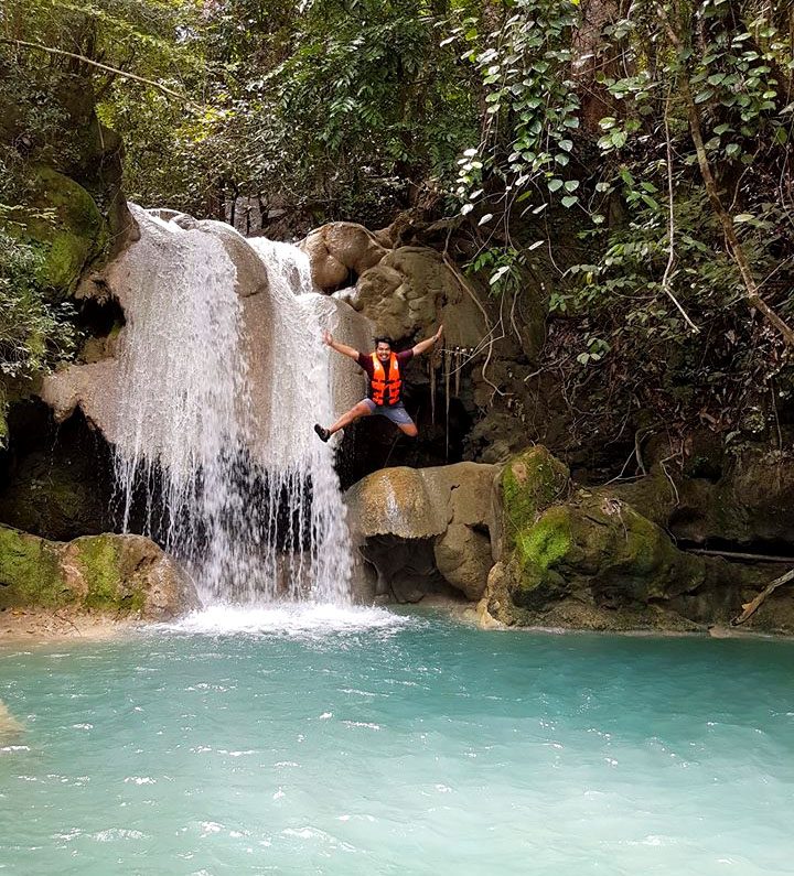 FALLS JUMP. The lower level of Kaparkan Falls is perfect for adrenaline-pumping jumps like this. Photo courtesy of Jan Vincent Francisco (facebook.com/GalaPH) 