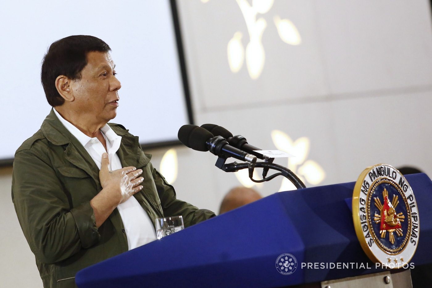 Duterte claims SSS execs Valdez, La Viña abused public funds