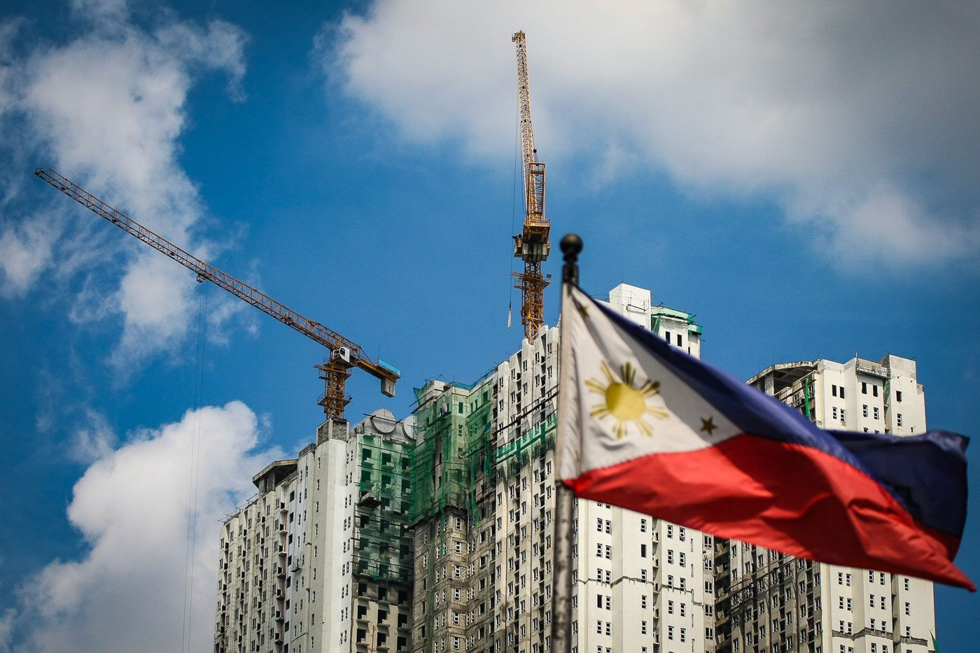 World Bank downgrades 2018 Philippine economic outlook