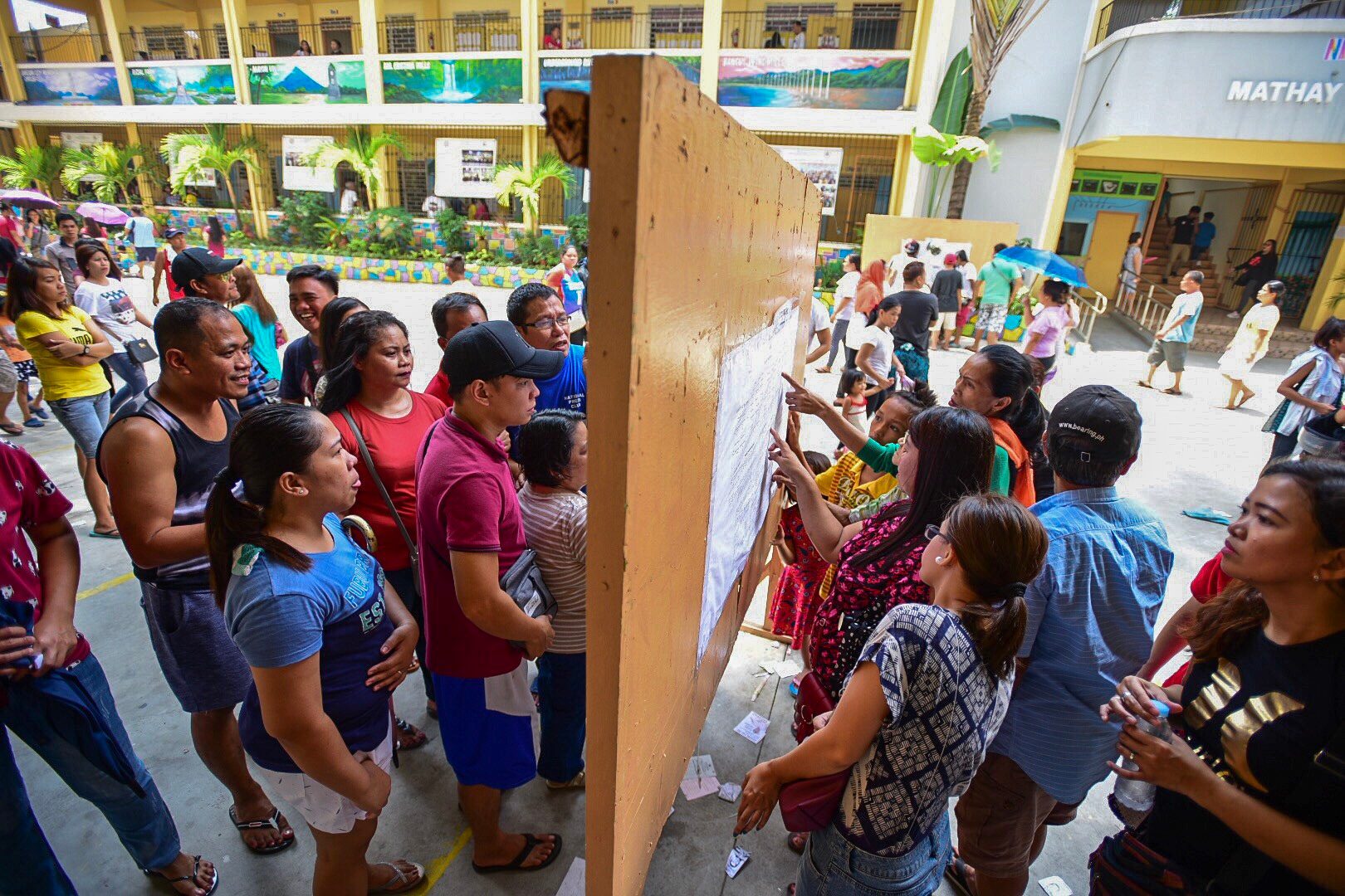 Polls closed: Lost, late voters miss barangay, SK elections 2018