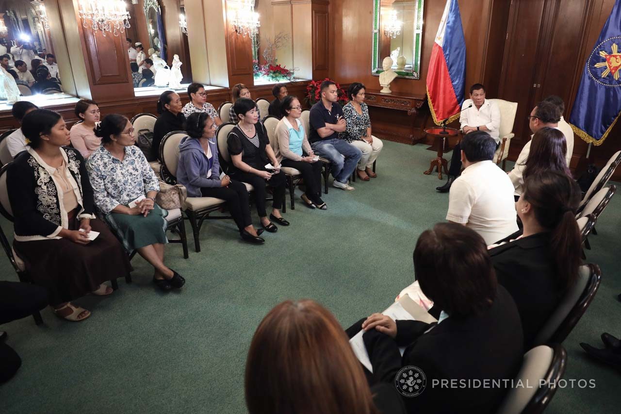 Duterte meets with families of Maguindanao massacre victims
