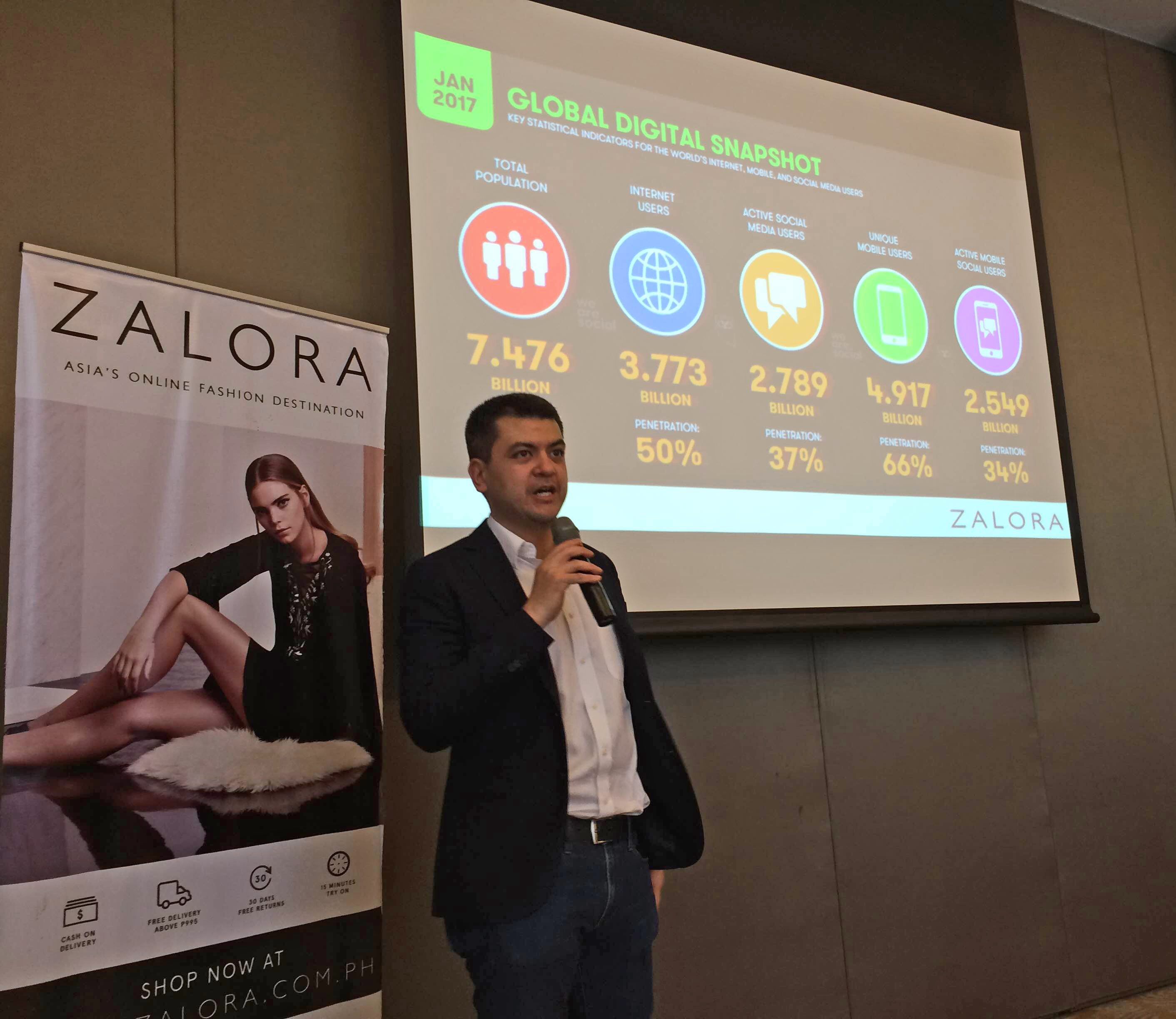SNAPSHOT. Zalora PH head Paolo Campos III elaborates on e-commerce's potential in the country and Ayala's investment in Zalora at a briefing on March 1, 2017. Photo by Chris Schnabel/Rappler    